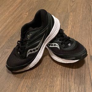 SAUCHONY Cohesion 13 Sneakers Shoes Sz 7 Women's